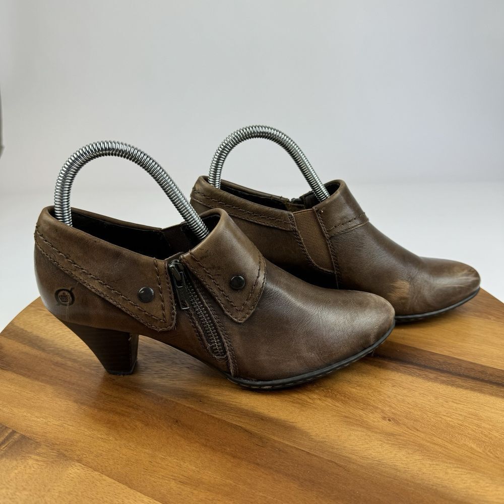 Womens Born Tanya Brown Leather Size Zip Heeled Ankle Boots Booties Size 8 M